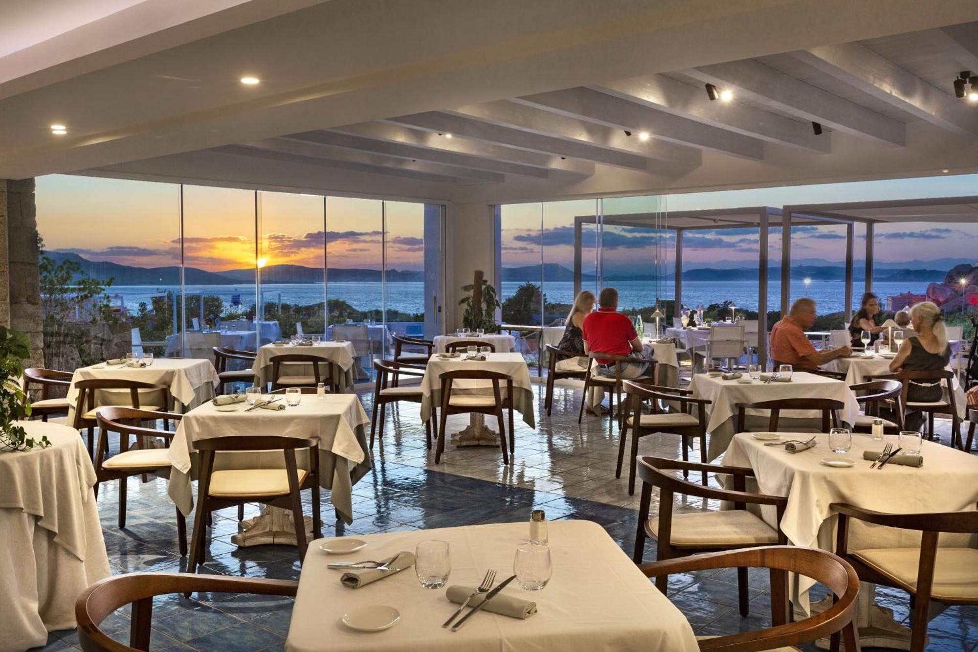 Hotel Grand Relais Dei Nuraghi (Adults Only) Baja Sardinia Luaran gambar