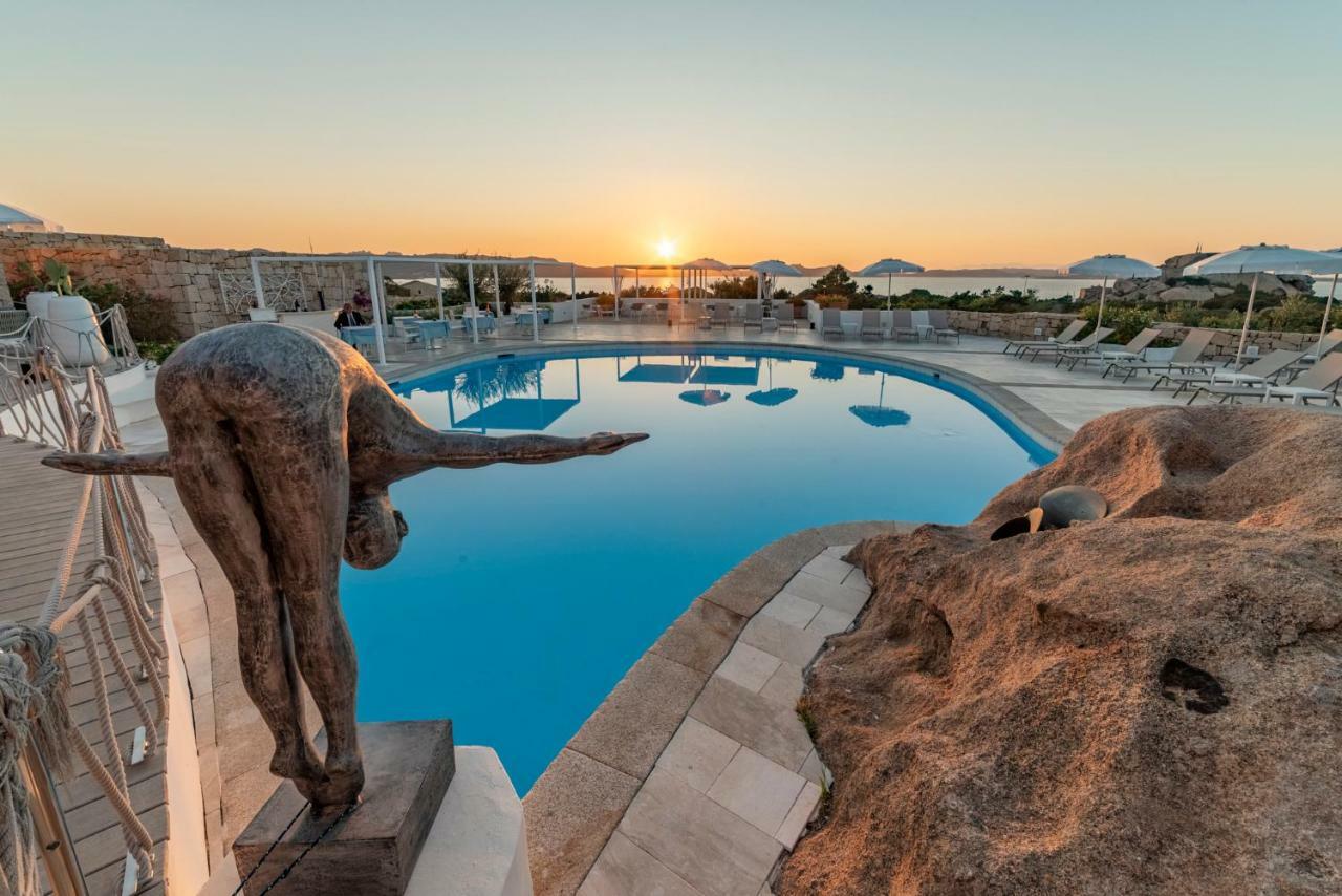 Hotel Grand Relais Dei Nuraghi (Adults Only) Baja Sardinia Luaran gambar